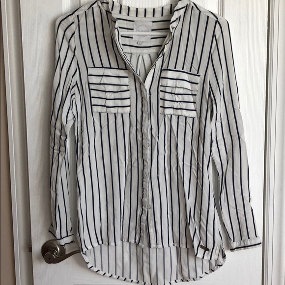 Stripped button down top - Picture 2 of 3